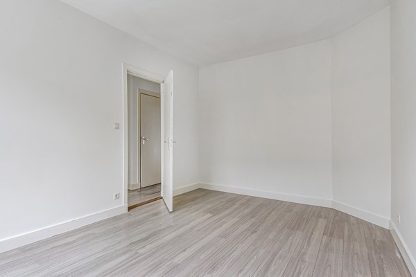 Medium property photo - Linnaeusstraat 37, 2522 GB Den Haag